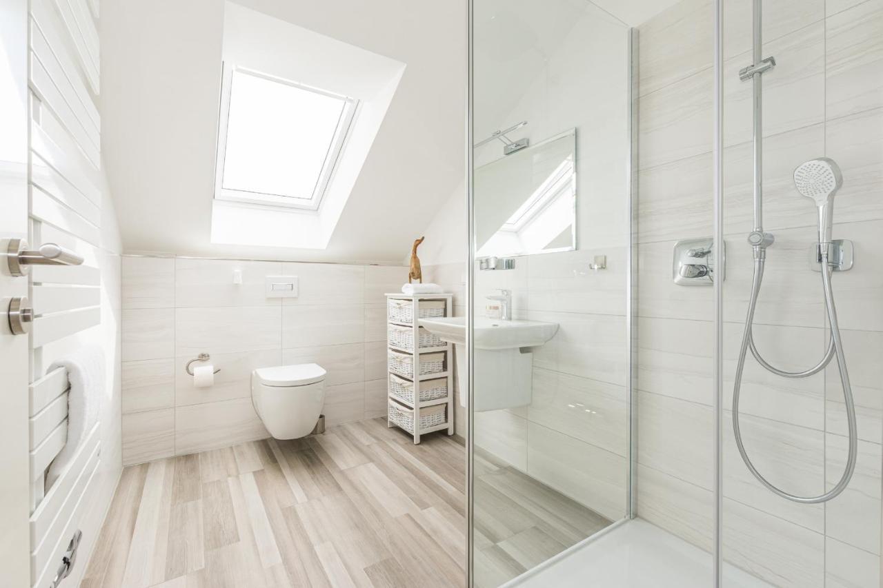 Luxus-See-Domizil Mit Sauna, Kamin Und Boot-130 Qm Fuer 6 Personen Krakow am See Exteriér fotografie